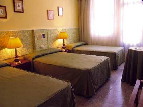 Hotel Casablanca فيجو الغرفة الصورة